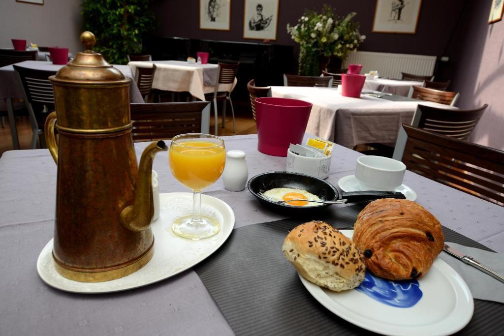hotel image 10