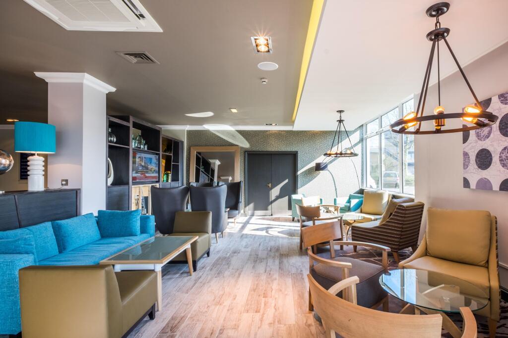 hotel image 10