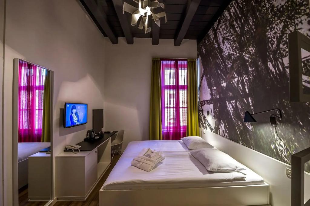 hotel image 17