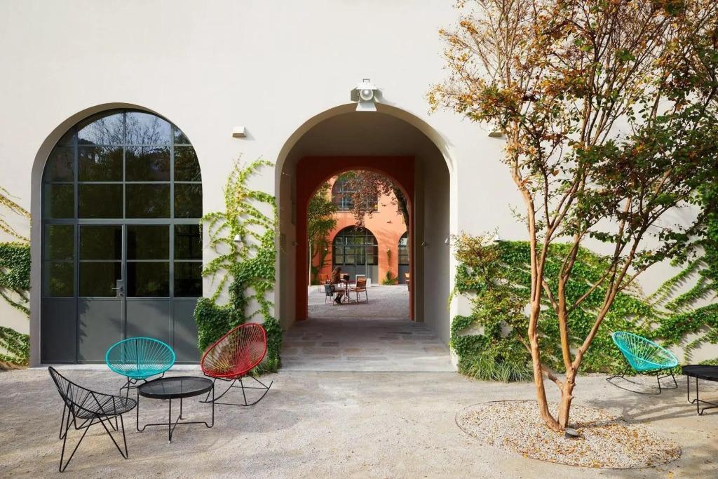 hotel image 11