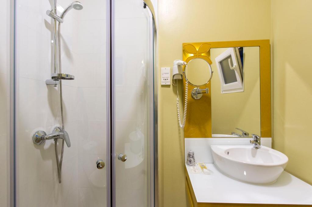 hotel image 8