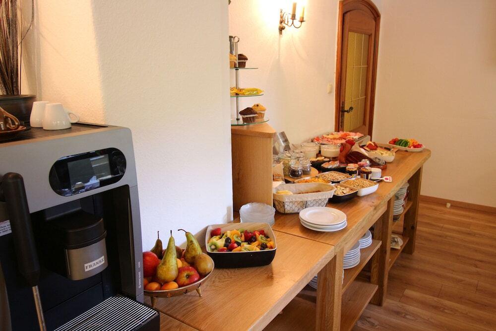 hotel image 13