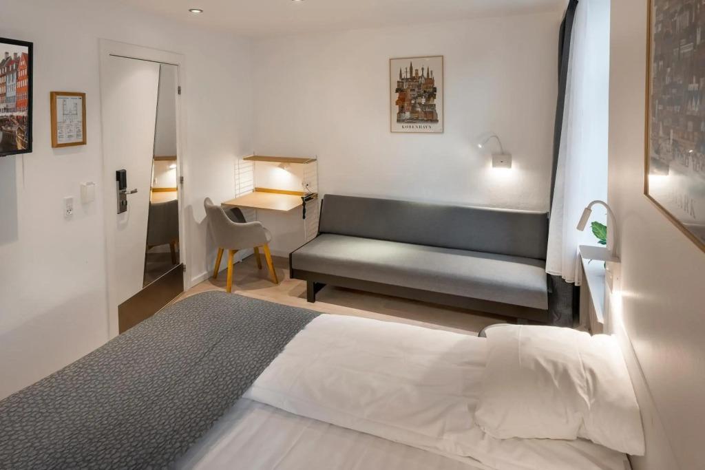 hotel image 9
