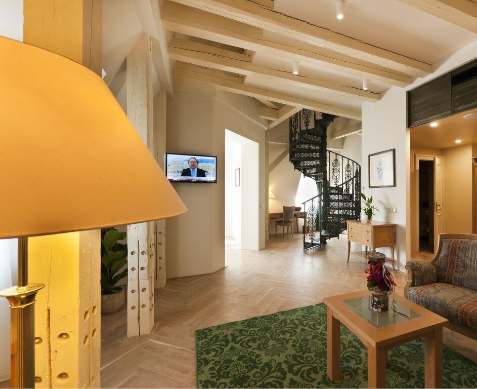 hotel image 10