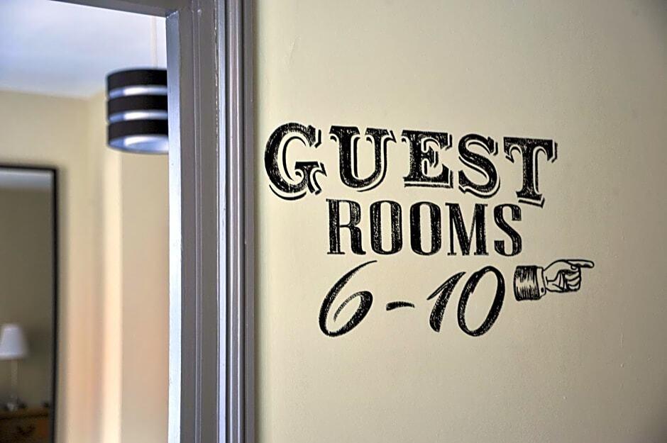 hotel image 10