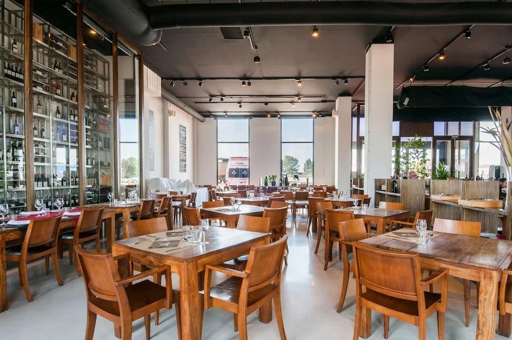 hotel image 9