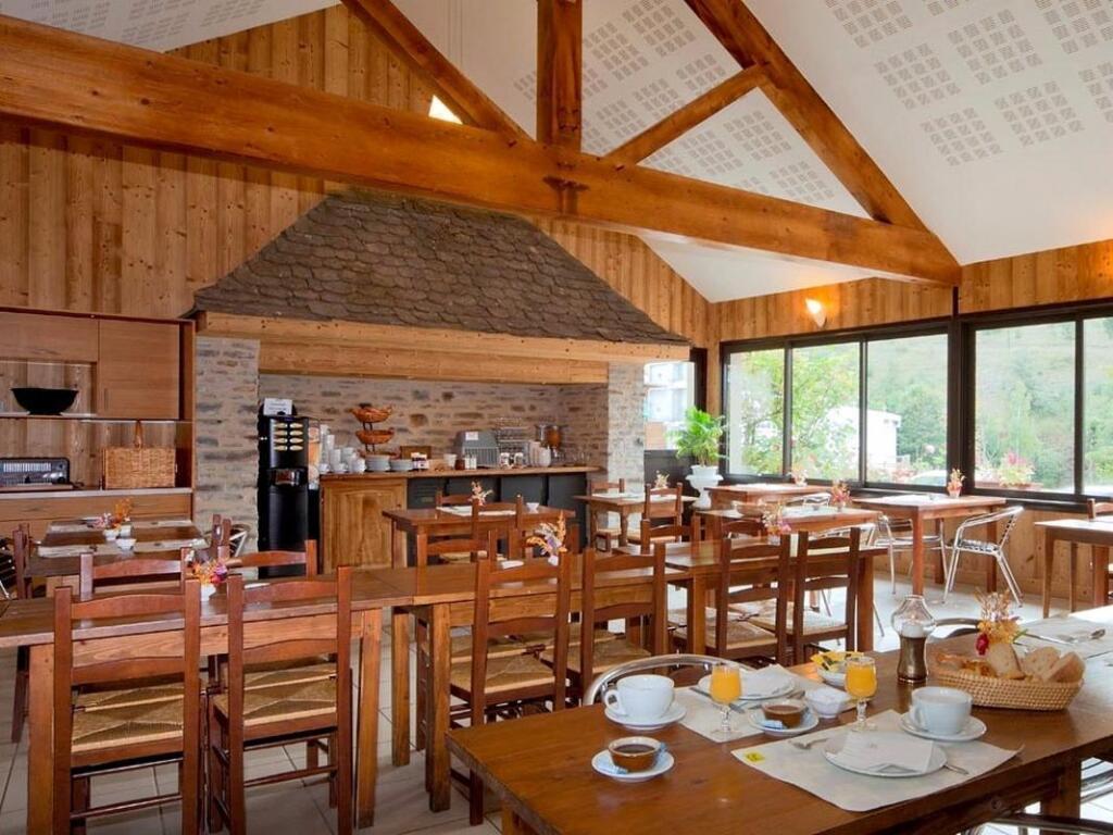 hotel image 11
