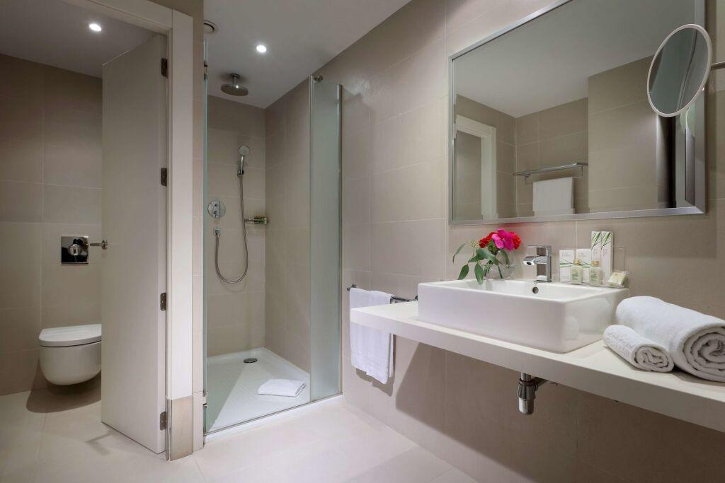 hotel image 39