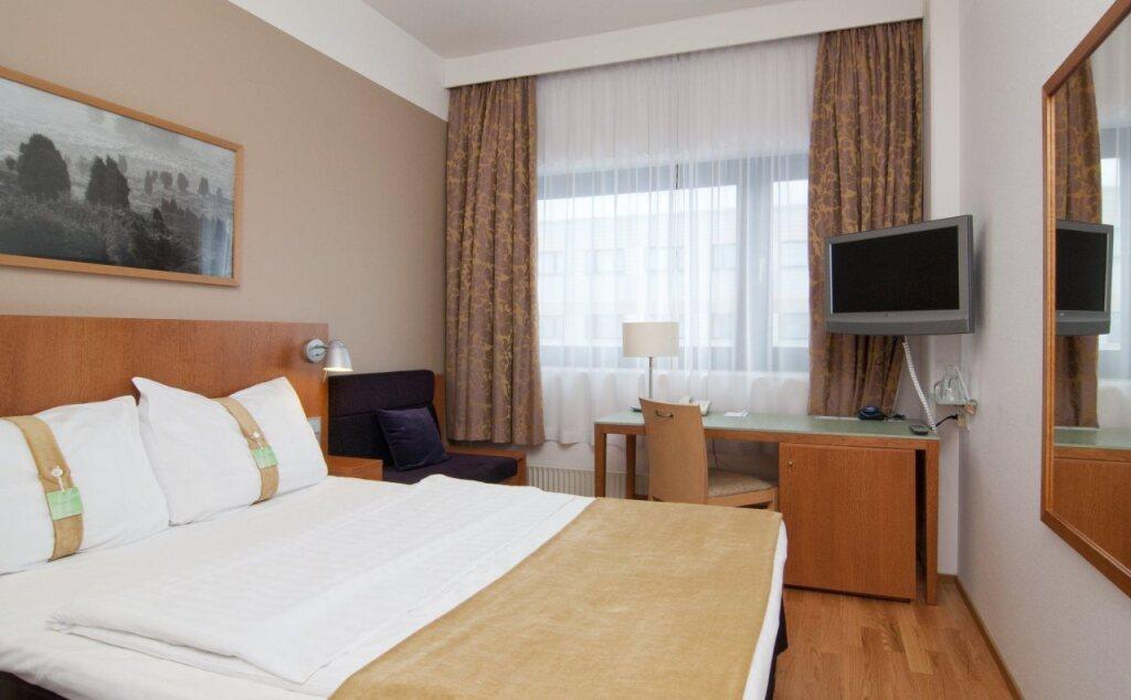 hotel image 10