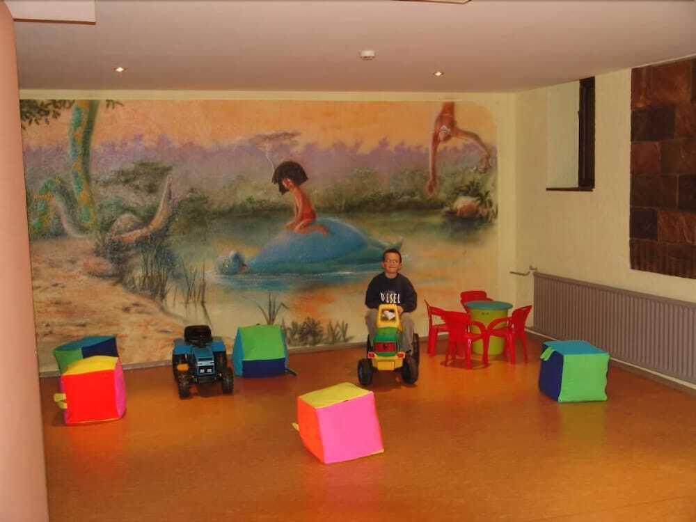 hotel image 12
