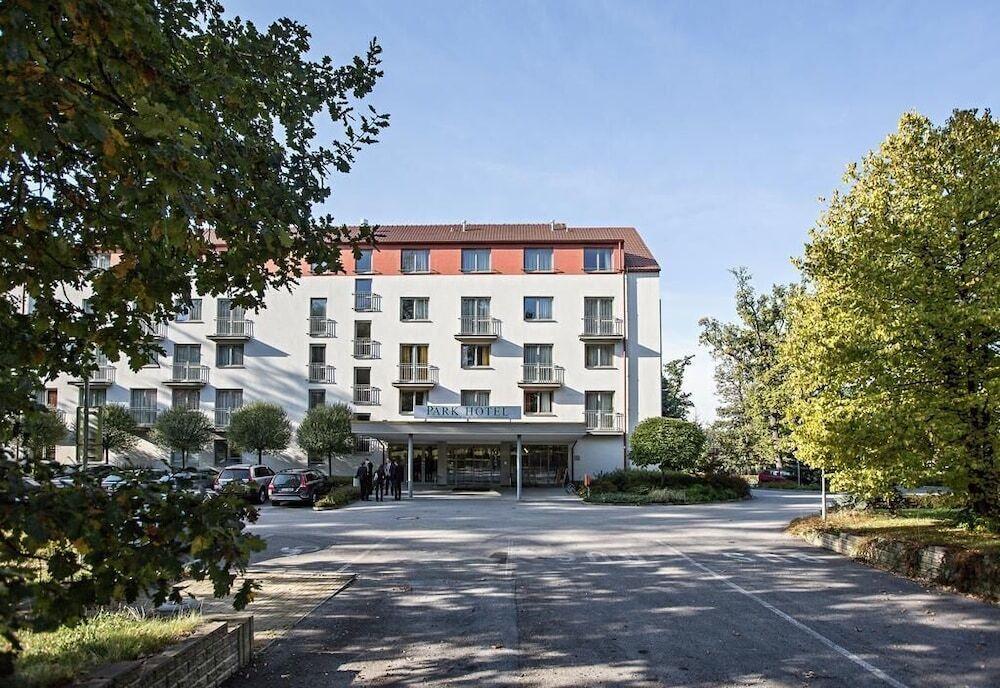 hotel image 10