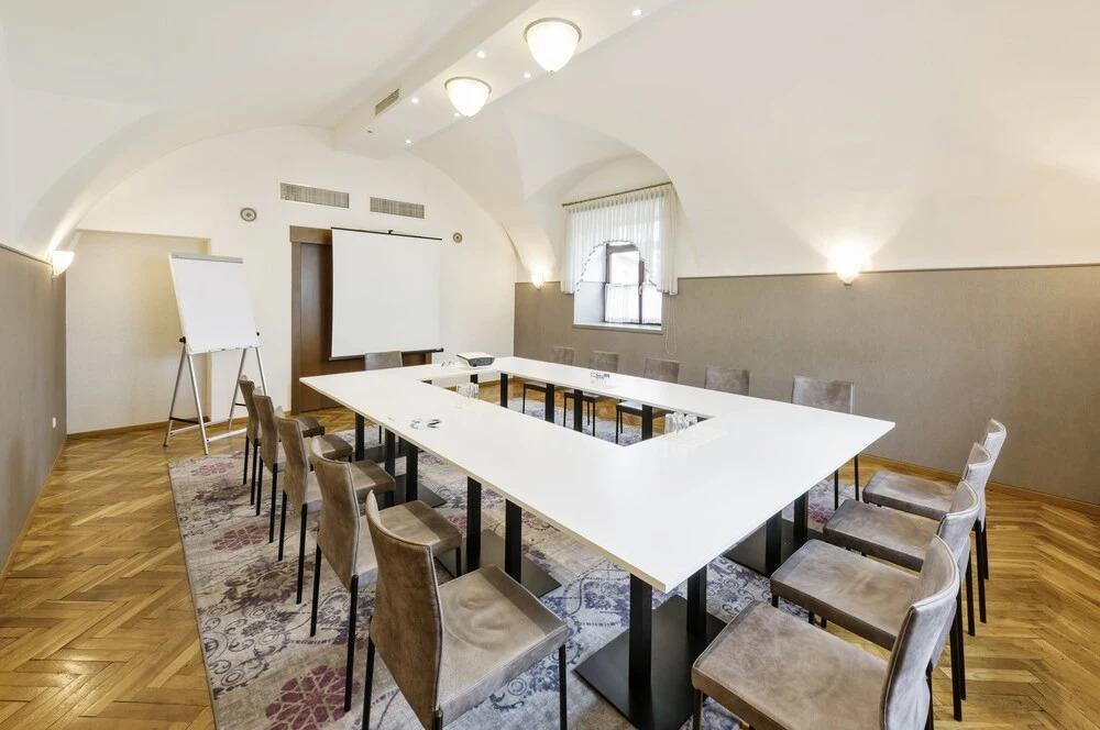 hotel image 9