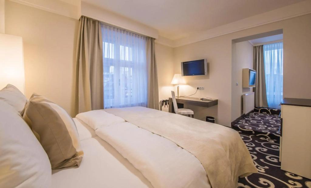 hotel image 7