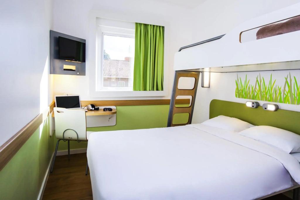hotel image 13