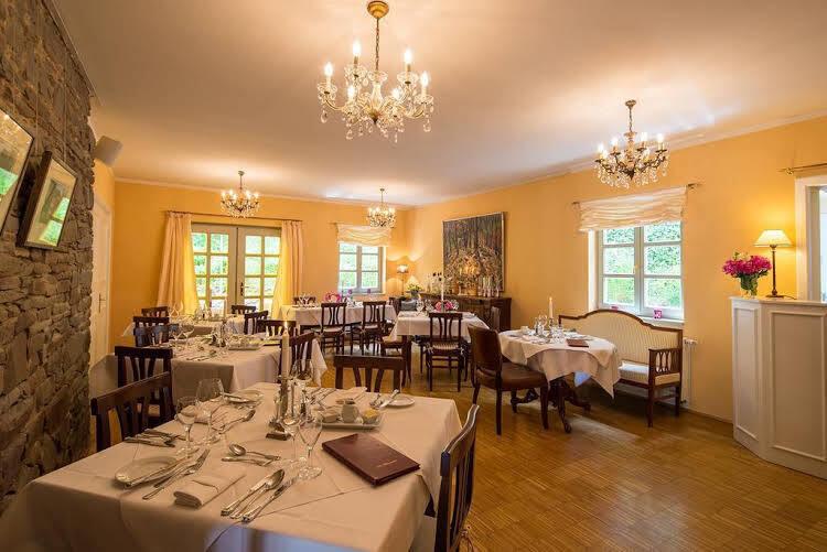 hotel image 10