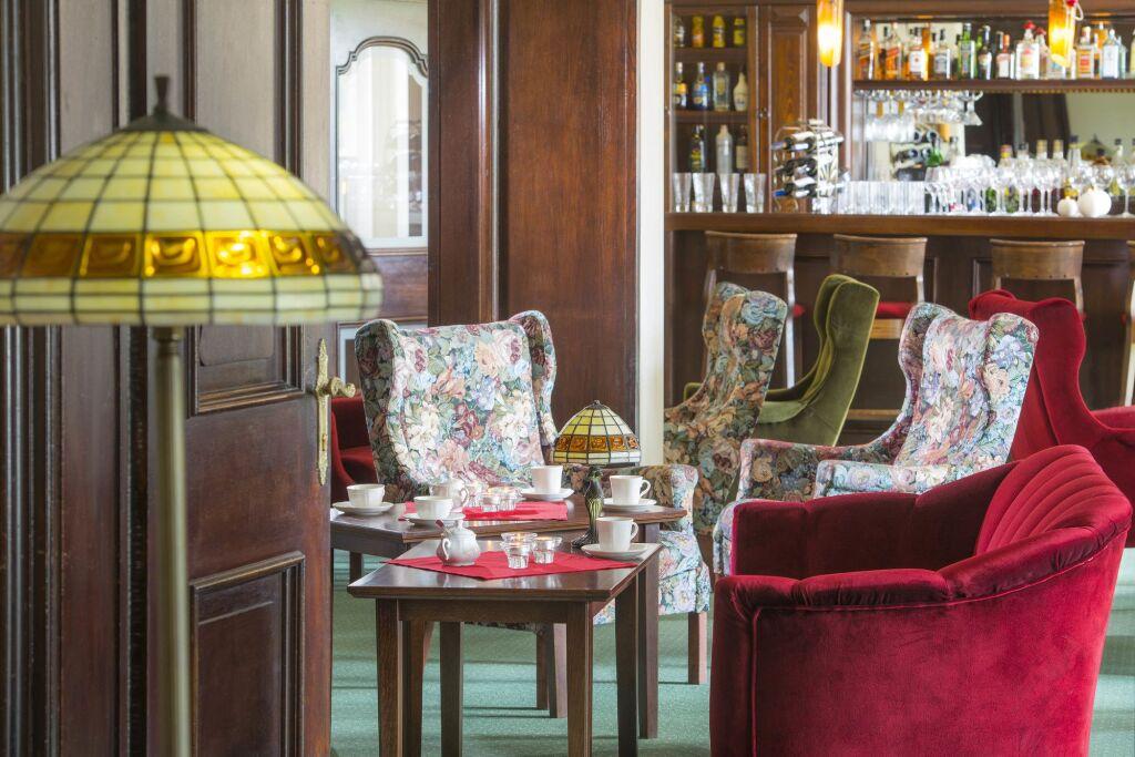 hotel image 10