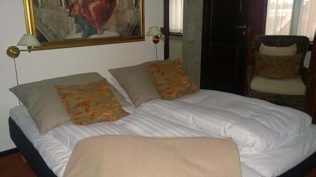 hotel image 9