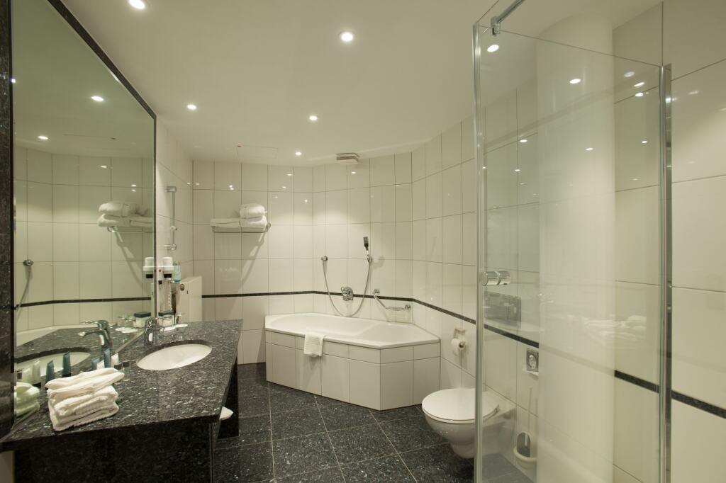 hotel image 16