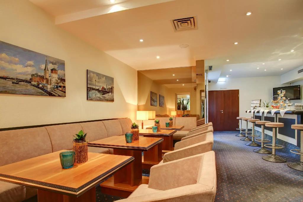hotel image 9