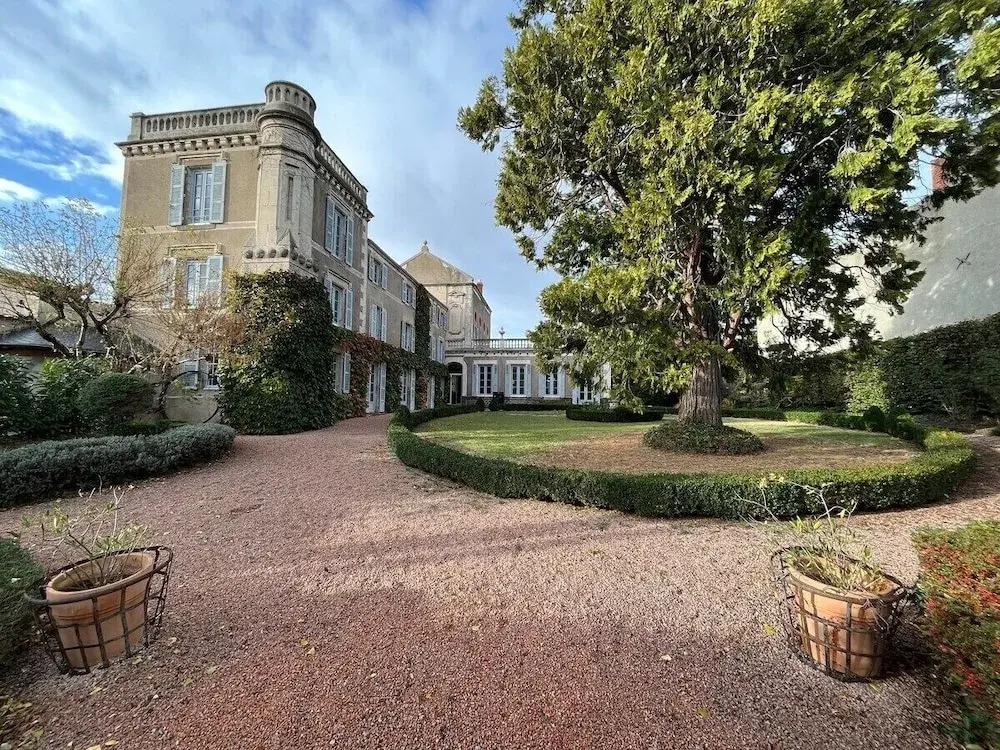 hotel image 12