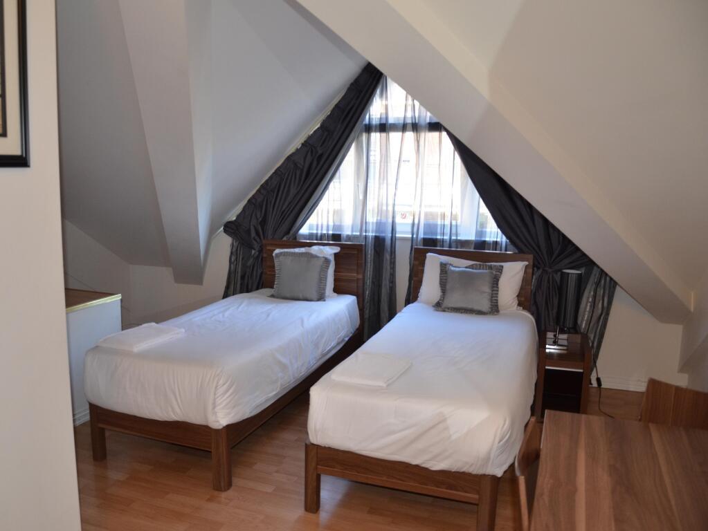 hotel image 12