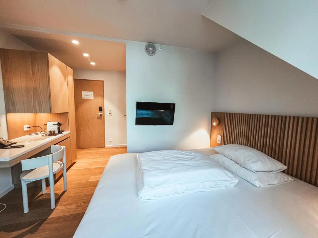 hotel image 26
