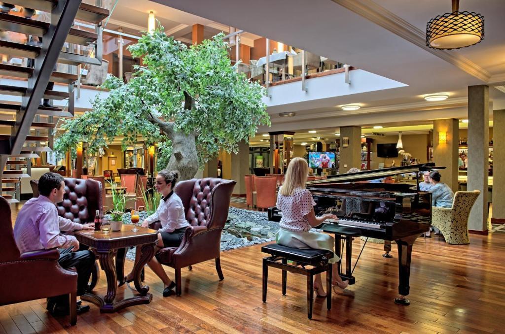 hotel image 8