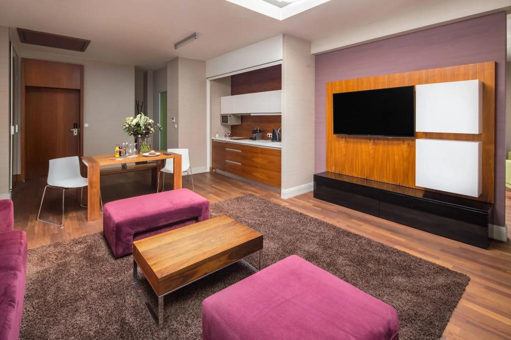 hotel image 12