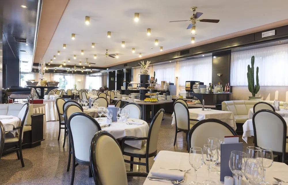 hotel image 9