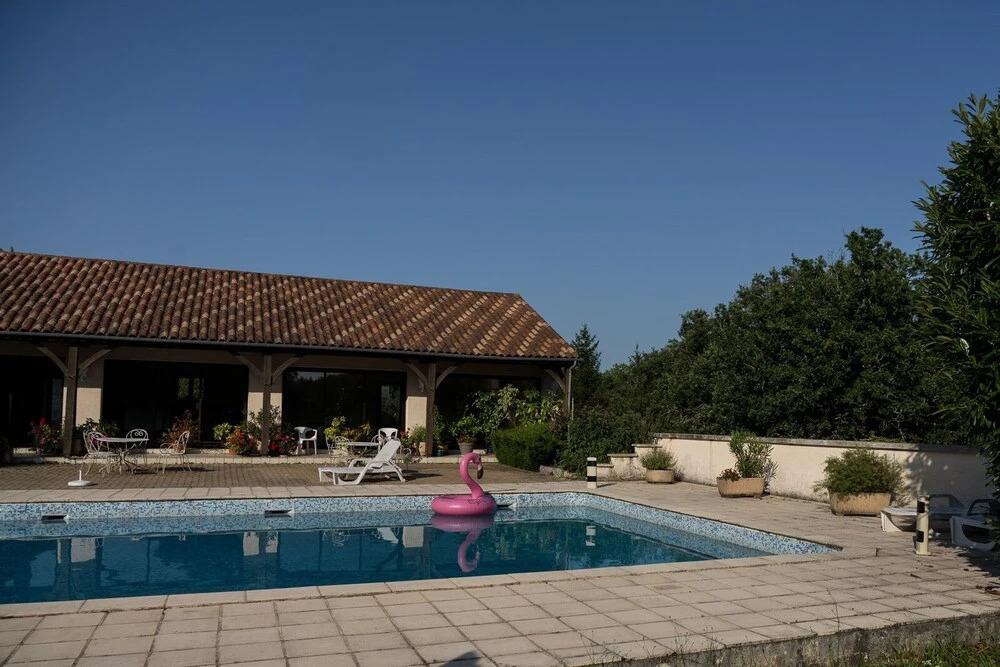 hotel image 9