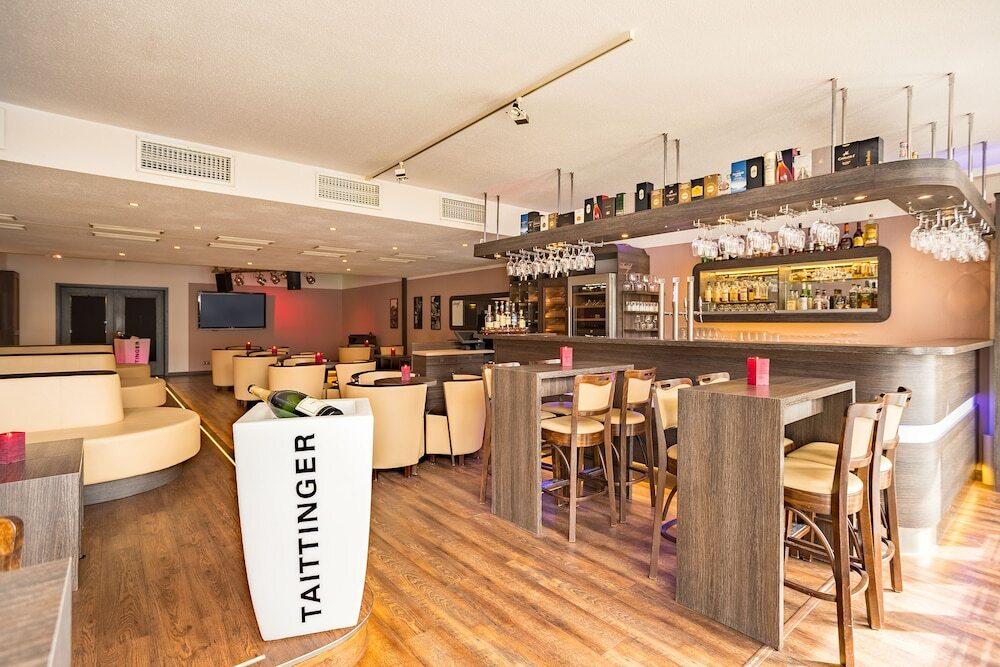 hotel image 10