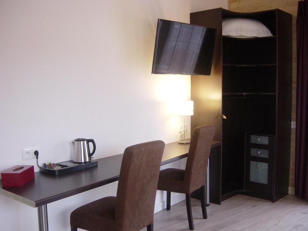 hotel image 13