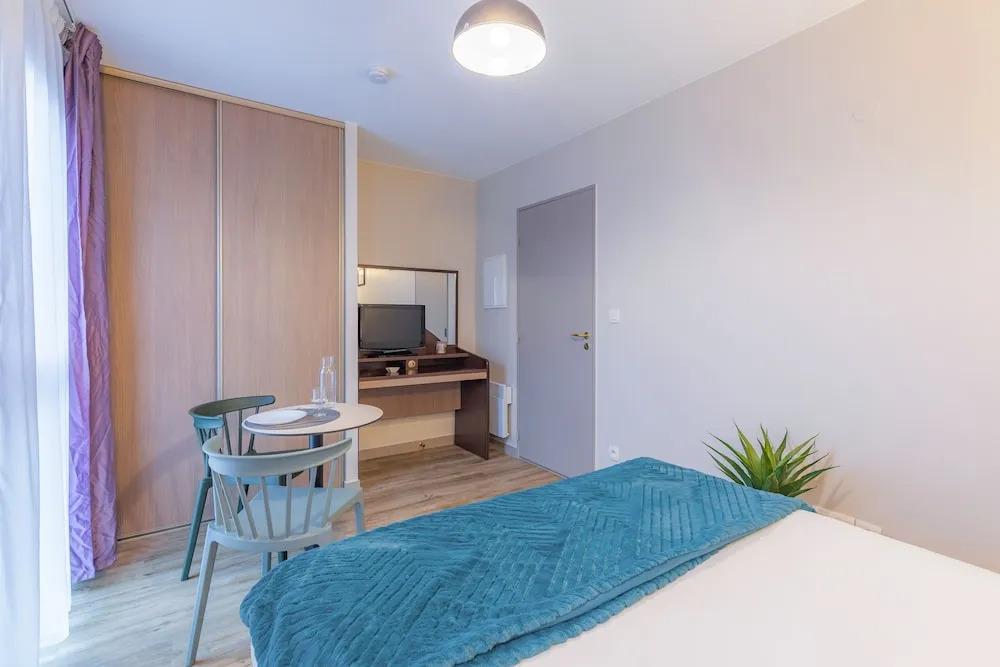 hotel image 13
