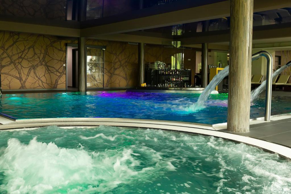 hotel image 13