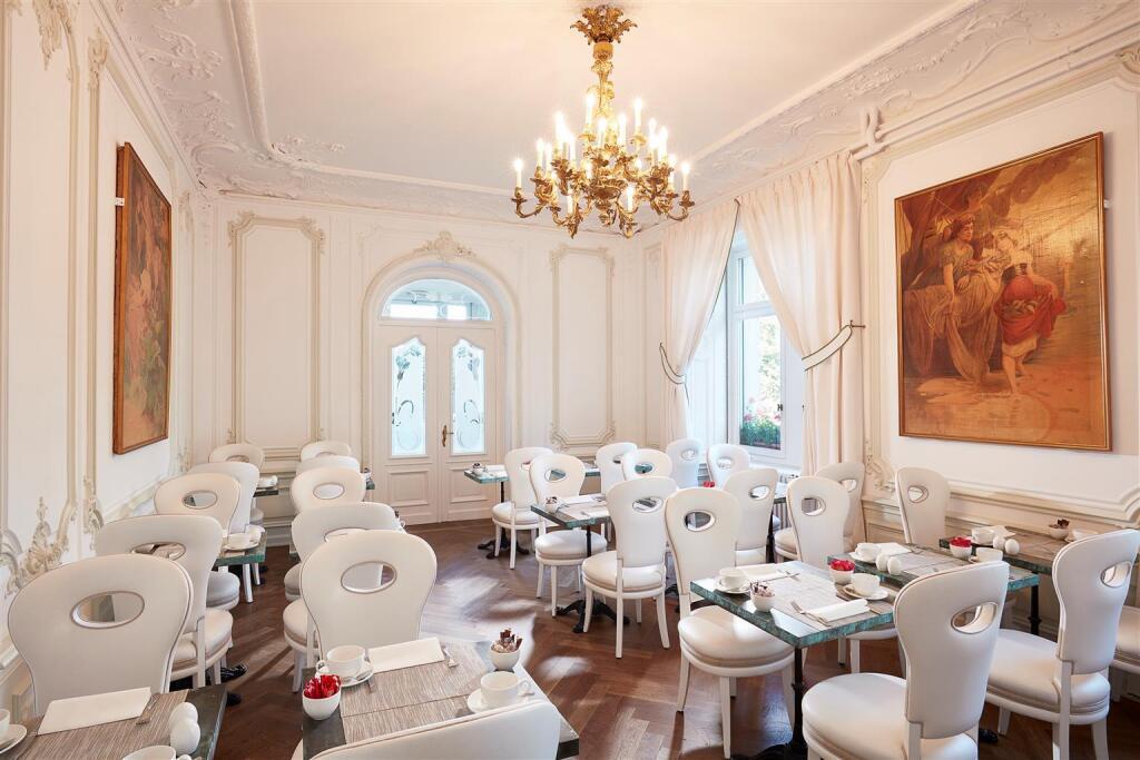 hotel image 9