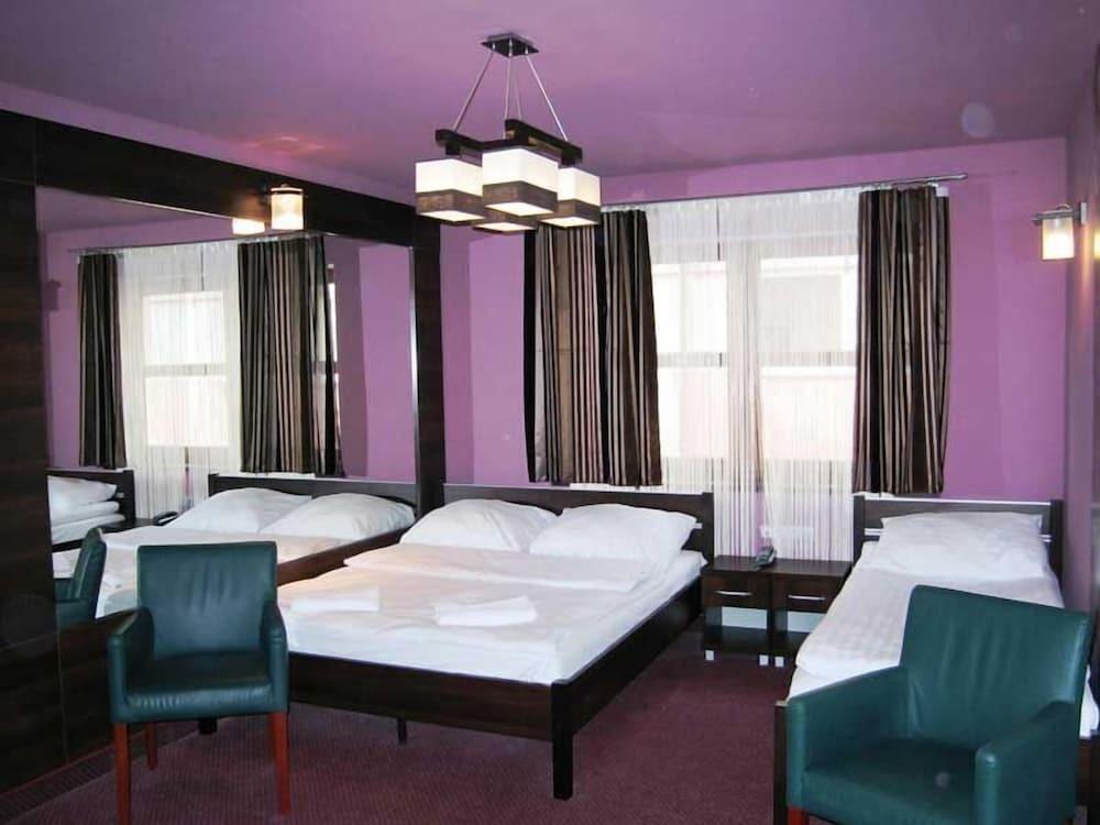 hotel image 11