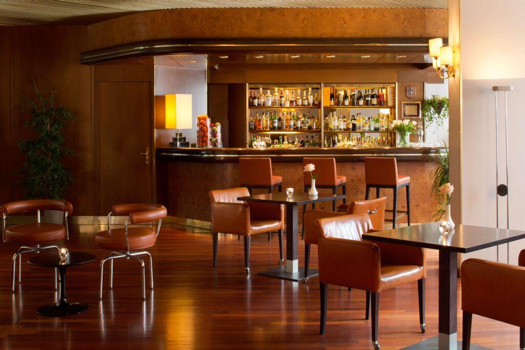 hotel image 13