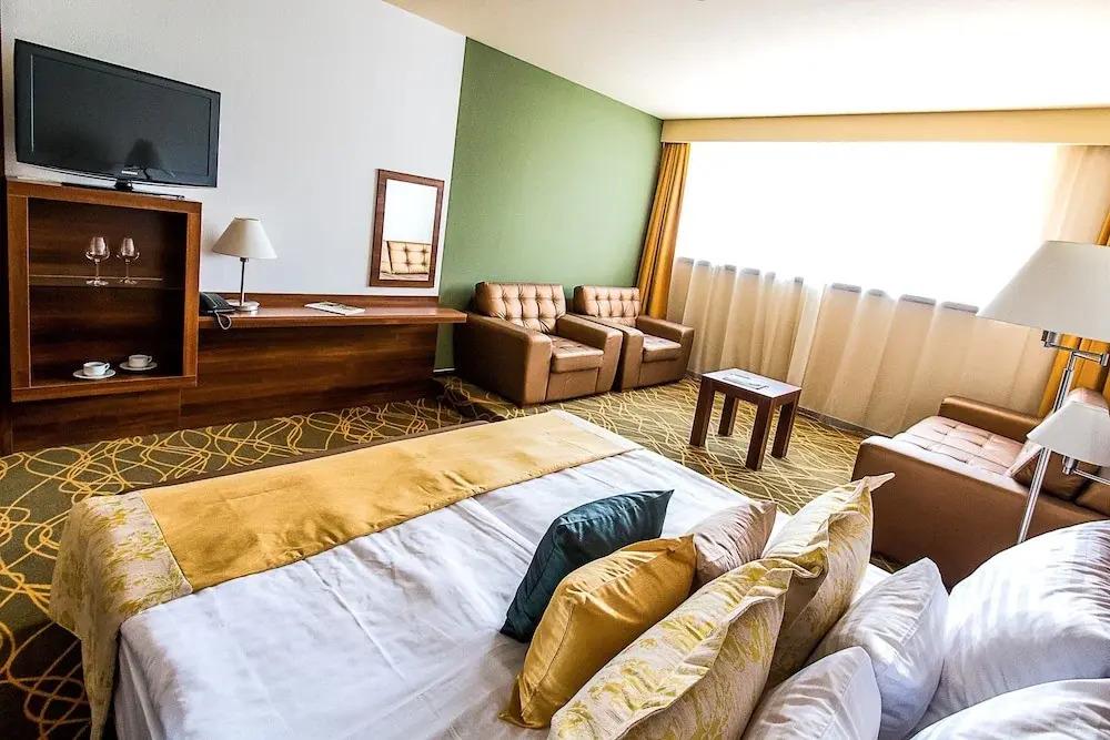 hotel image 36