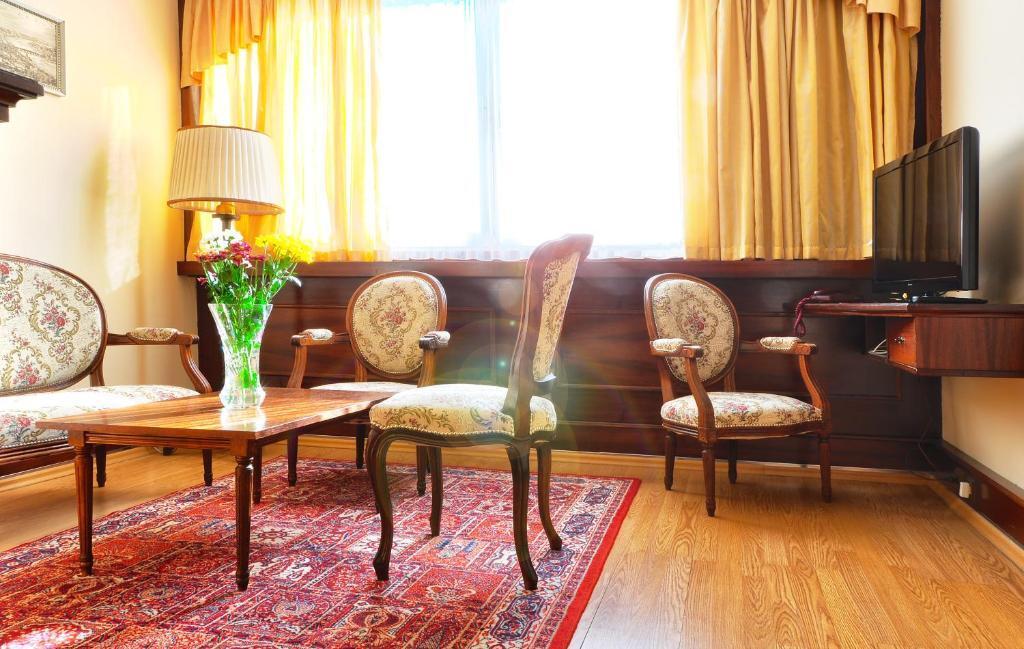 hotel image 12
