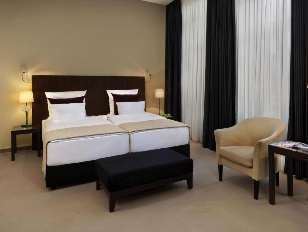 hotel image 11