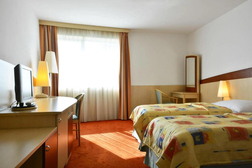 hotel image 8