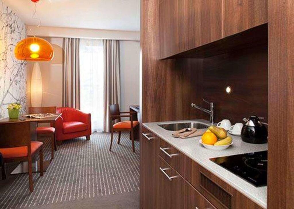 hotel image 16