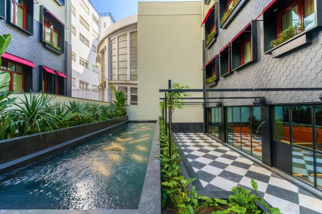 hotel image 16