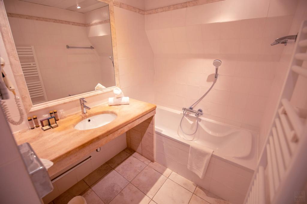 hotel image 12