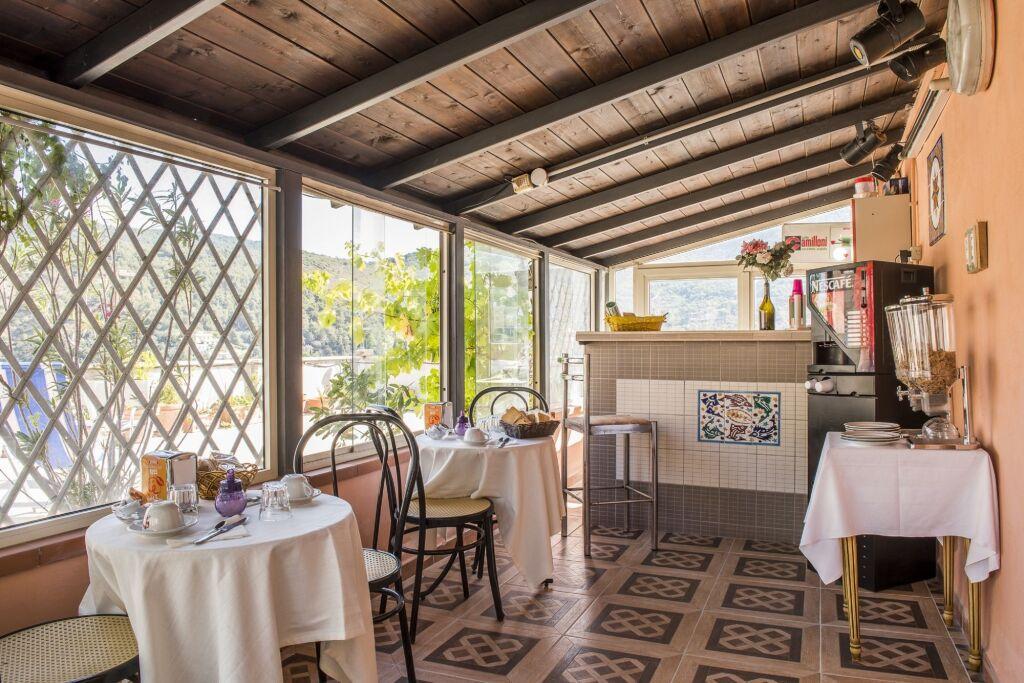 hotel image 11