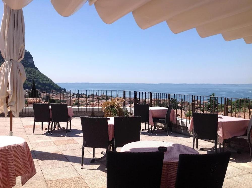 hotel image 9