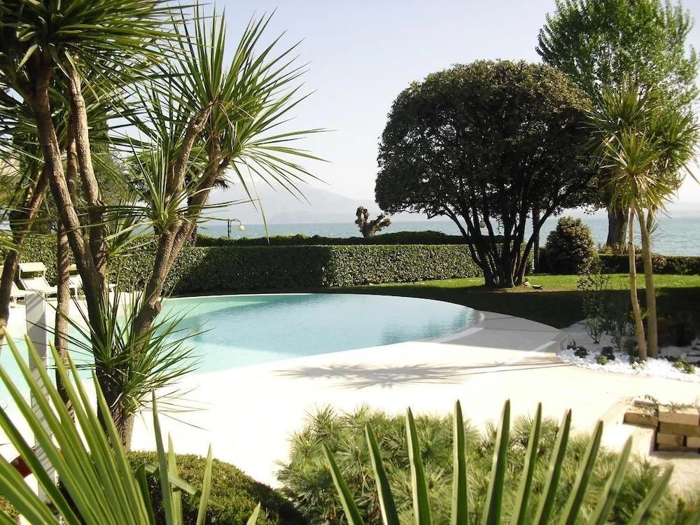 hotel image 14