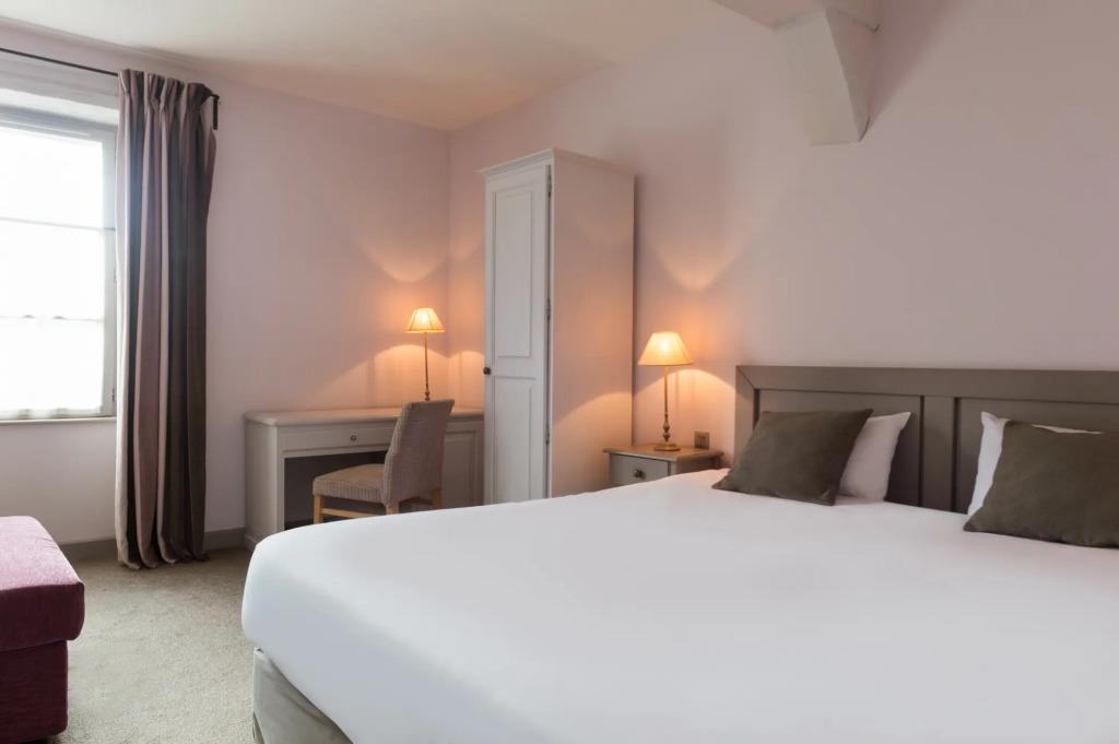 hotel image 16