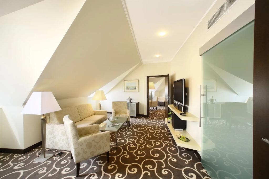 hotel image 11