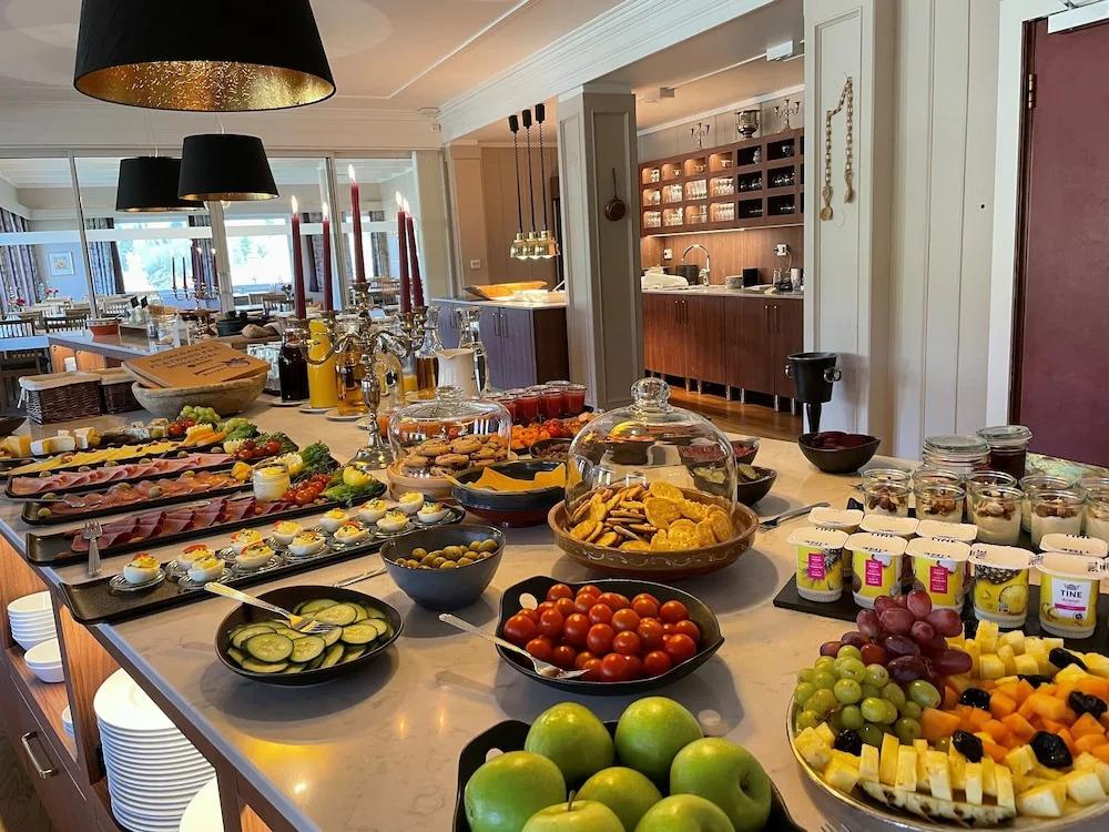 hotel image 11